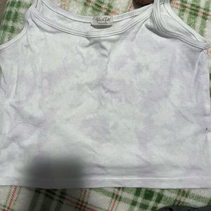 Brandy Melville crop top